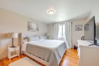 Family-Friendly Yakima Escape w/ Yard & Pool!