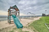 Updated Onekama Resort Condo on Portage Lake! - Pools