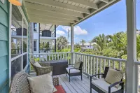 Covered Deck & Bay Views: Bradenton Beach Abode! - Beach