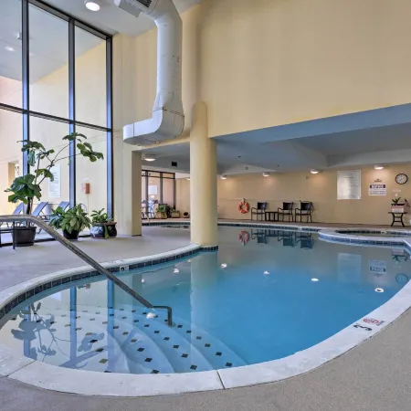 Dauphin Island Condo in Holiday Isle with Balcony!