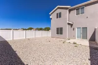 The Ideal Getaway 3 Bedroom Home by RedAwning Hotels in Iron County