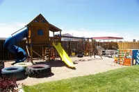 Country Cabins Inn Hotels in Fort Bridger