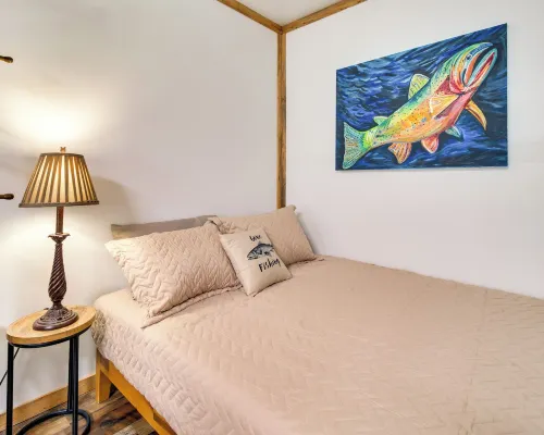 Norfork Studio Escape Walk to White River! Hotels in Baxter County