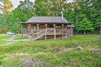 Quiet Cabin Retreat on 30 Acres Near Kentucky Lake - chambre d’hôtes