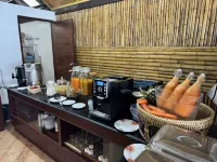 Wind Beach Resort - sarapan