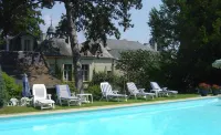 Château de Beaulieu - Pools