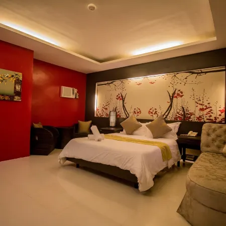 The Red Palm Suites and Restaurant