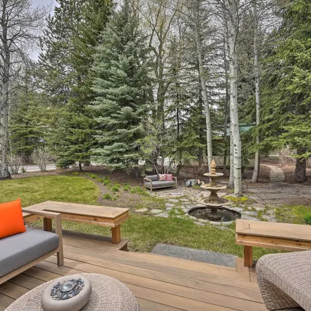 Sun Valley Family House w/ Fire Pit & Grill!