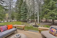 Sun Valley Family House w/ Fire Pit & Grill! - Pet-friendly