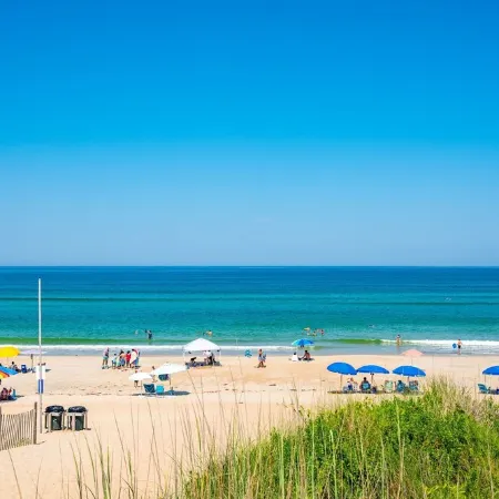 Oceanside 1Br Private Apt with Two YMCA Passes Including Outdoor & Indoor Pools