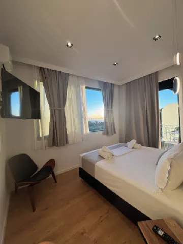 Ampoulos Rooms & Apartments