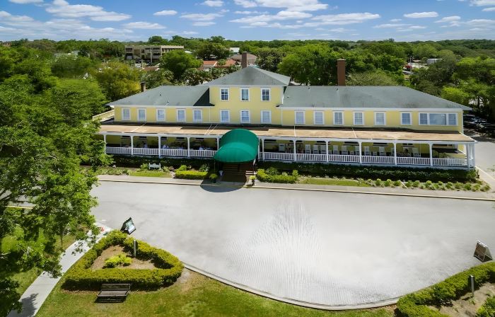 Lakeside Inn on Lake Dora