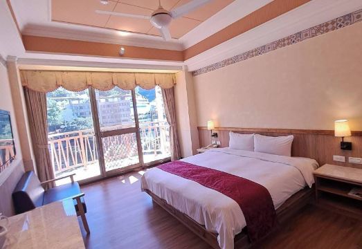 만족스러운 쿠 콴 호텔