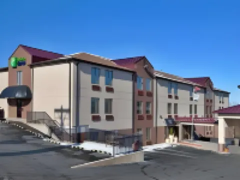 Holiday Inn Express OSAGE BCH - LAKE OF THE OZARKS by IHG Hotels in Pawhuska Township