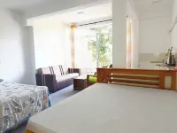 Ella Delightful Surround