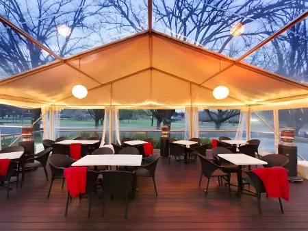 Forrest Hotel & Apartments Отели рядом с достопримечательностью «Бёрли-Гриффин»