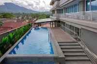 Hotel Santika Bukittinggi Hotels in Sianok Anam Suku