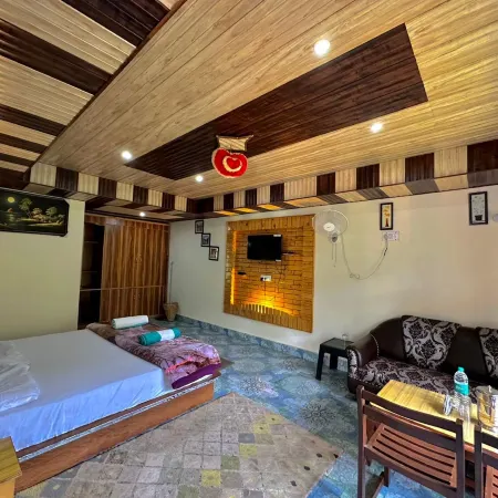 Gautam Guest House, (Khajjiar,HP)