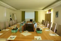Flair-Hotel Neeth Hotels in Plon