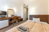 Tendo Central Hotel