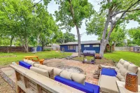 Large Yard & Fire Pit! Home 13 Mi to at&t Stadium - 3-Star
