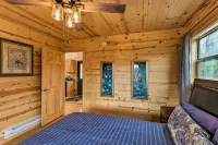 Cozy Mtn Cabin Spacious Deck and Forest Views! - Lemmikkieläimet sallittu