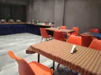 HOTEL INDUS INN Hotels in Bhamboli