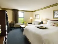 Hampton Inn Williamston - parking