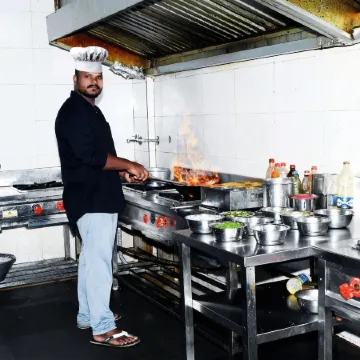 Sai Baba Palace Lodging and Boarding