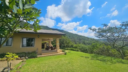 Wide Horizons Mountain Retreat