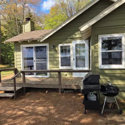 Family and pet friendly, waterfront cabin on Lost Lake, with private dock