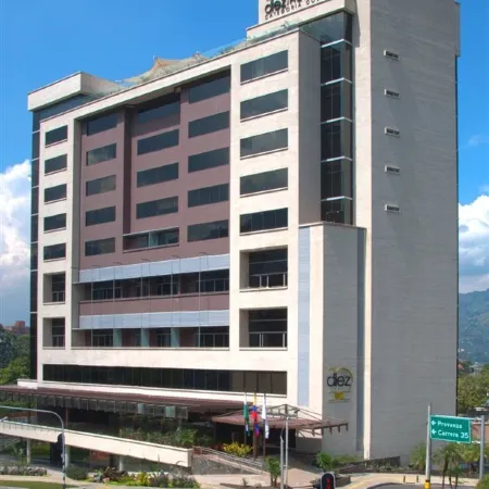 Diez Hotel Categoría Colombia
