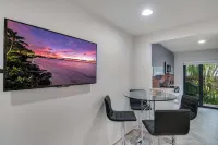 Delray Beach Getaway Minutes to Beach & More!