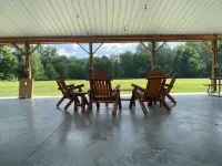 Ayers’ Acres ~ Cabin 3, Charming Cabin for 2 Near Corning-Watkins Glen NY.
