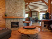 Vintage Villa with Private Garden in Rendeux -  Privatzimmer