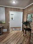 Hidden Hemlock Retreat Sauna, Spa Tub, Fireplace, 500M Wi-fi, L2+ EV Charger