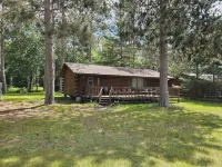 3-bedroom lake front cabin on Chippewa Flowage -Dun Rovin Road - Hayward, WI - Chalets