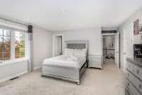 Stunning Villa in Mississauga