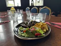 ホテル ストゥドラギル - 朝食