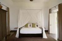 Halala Kanda by Boutique