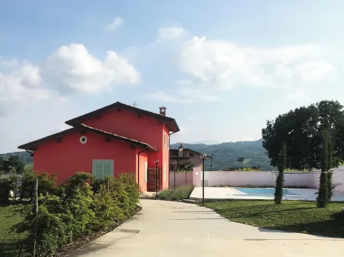 Relais Gregorio - Villa with private pool and garden in Irpinia