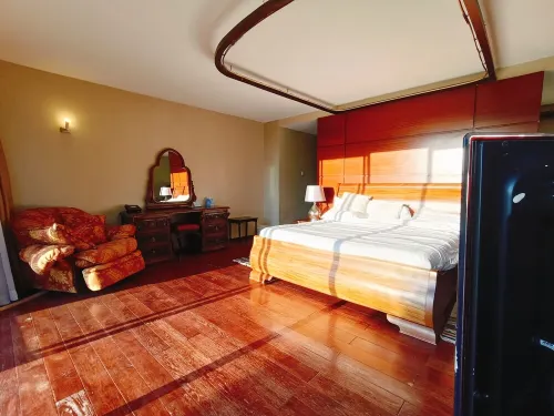 3 Bedroom Luxury Lodge in Naivasha with Golf Club & Scenic Views