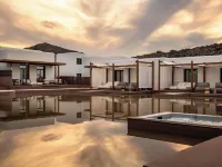 Laguna Coast Resort, Small Luxury Hotels of the World Hotels near شاطئ بلاكا
