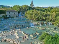 ReginaSerena 5/6 people, private park, Free Wi-Fi and parking