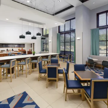 Hampton Inn & Suites by Hilton West Sacramento