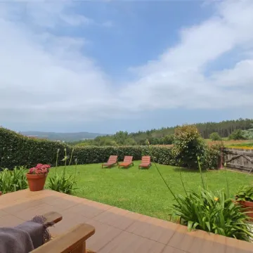 Luxury Villa near the beach with garden and swimming pool