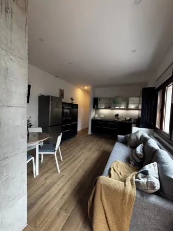 Apartment in Laredo, 5 minutes walking distance to the beach and with terrace Отели в г. Ларедо