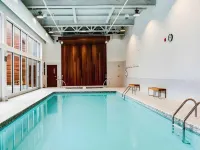 Otl Gouverneur Sherbrooke Hotels in Sherbrooke