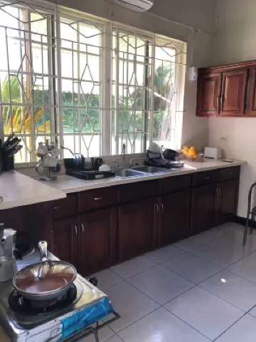 Cozy Island Coastal Home Hotels in 