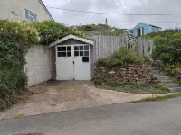 New to Vrbo Unique coastal detached property Hotels in Porthtowan